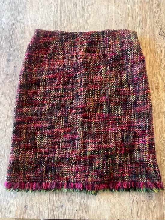 Jon Dresses & Skirts - Vintage JÔN Wool Tweed Fringe Pencil Skirt Size 10 Fits as Size Small